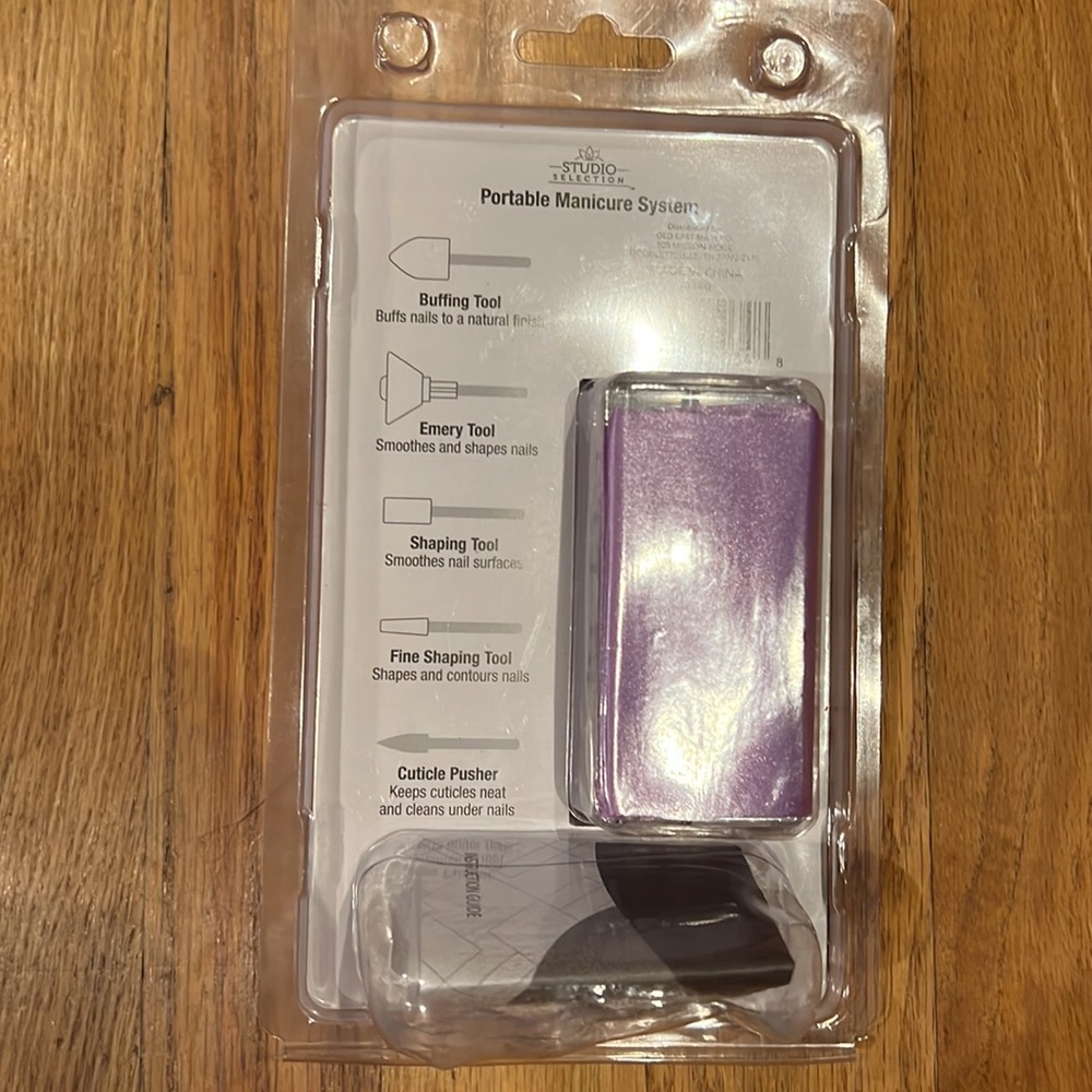 portable manicure system - Picture 2 of 3